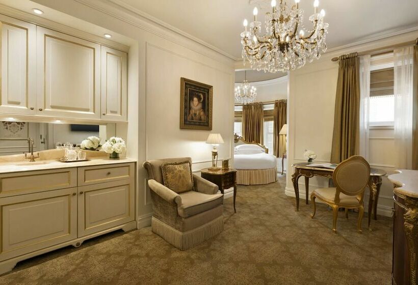 标准间带双人床, The Plaza