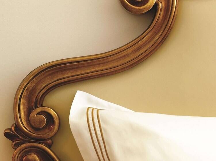 标准间带双人床, The Plaza