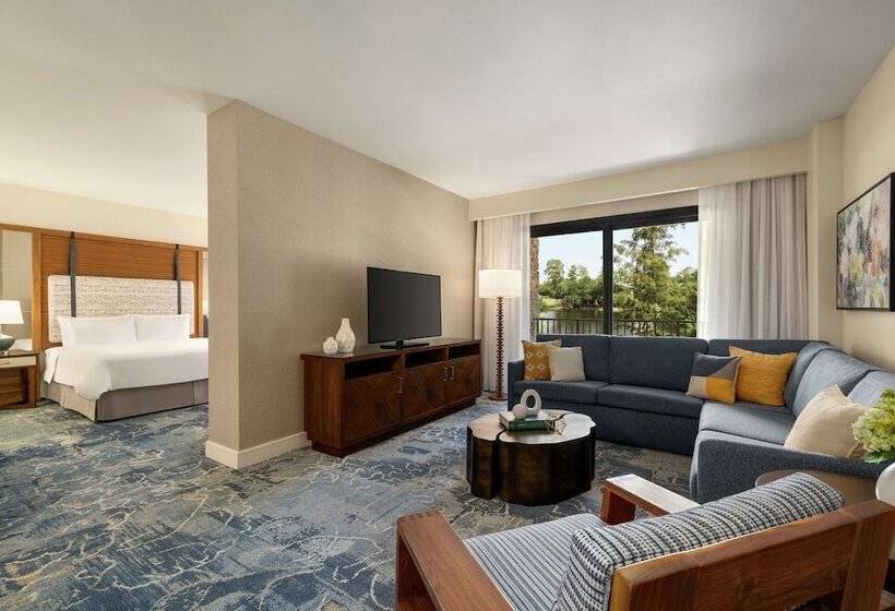 Люкс с Балконом, The Woodlands Resort, Curio Collection By Hilton
