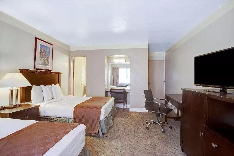 Standard-huone, Travelodge By Wyndham Everett City Center