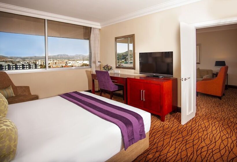 سوییت, Avani Windhoek Hotel & Casino