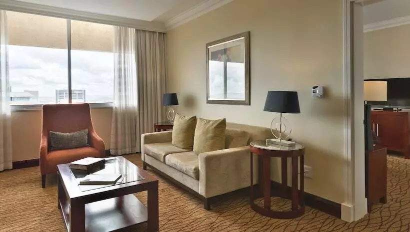 سوییت, Avani Windhoek Hotel & Casino
