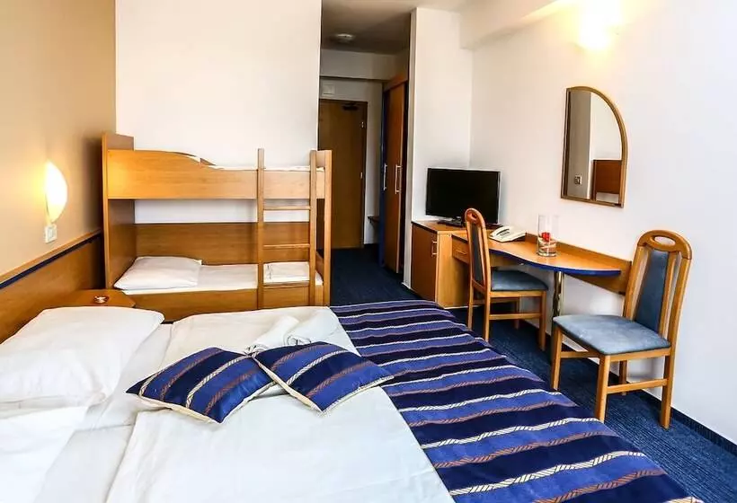 ファミリールーム, Dražica Hotel Resort Dražica