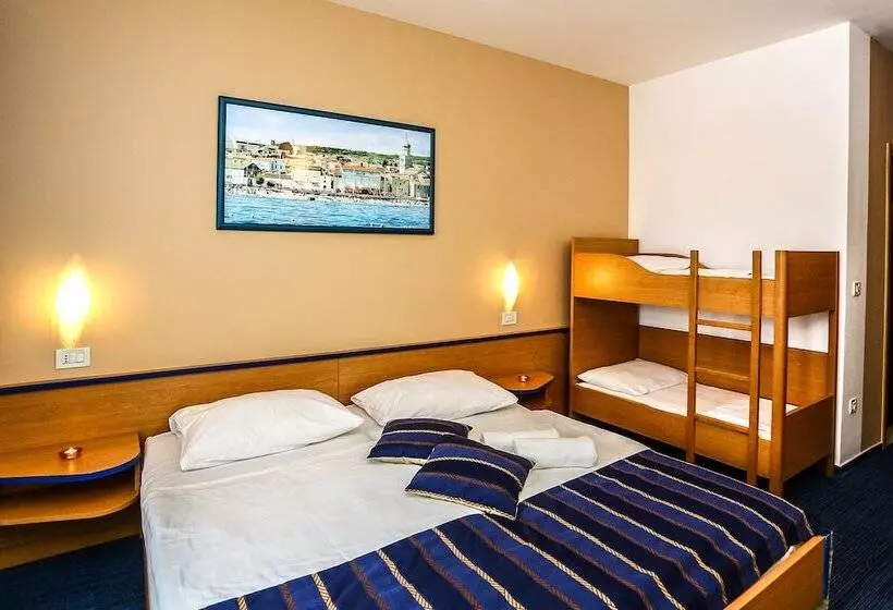 ファミリールーム, Dražica Hotel Resort Dražica