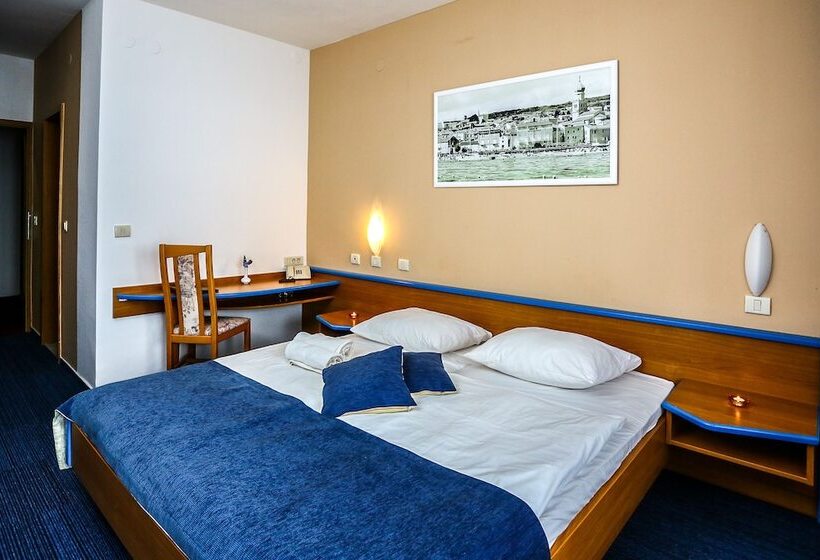 اتاق خانوادگی, Dražica   Hotel Resort Dražica