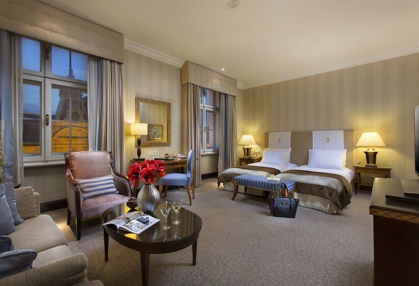 חדר דלוקס, Esplanade Zagreb