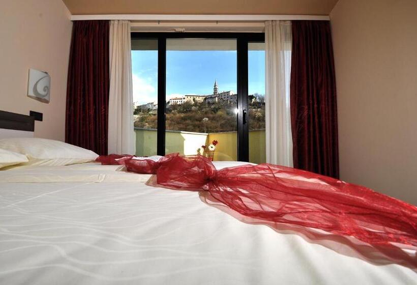 غرفة قياسية, Fontana