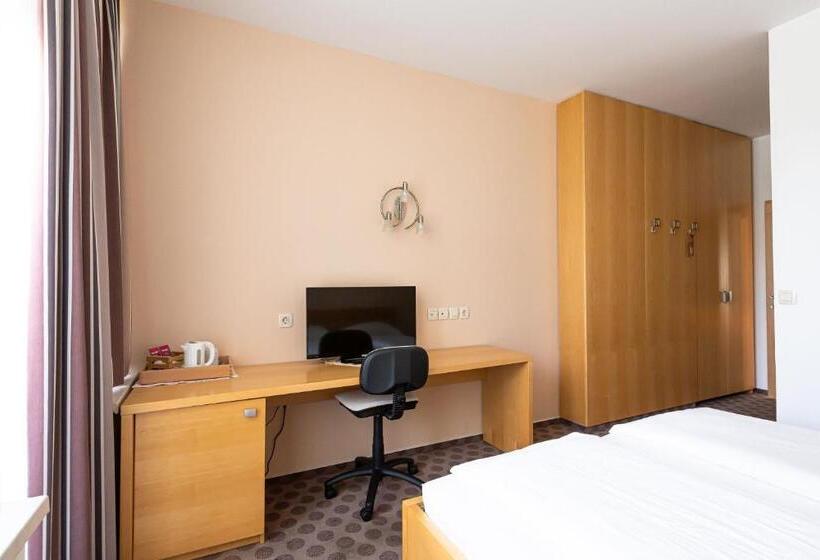 Comfort room with balcony, Grajski Dvor