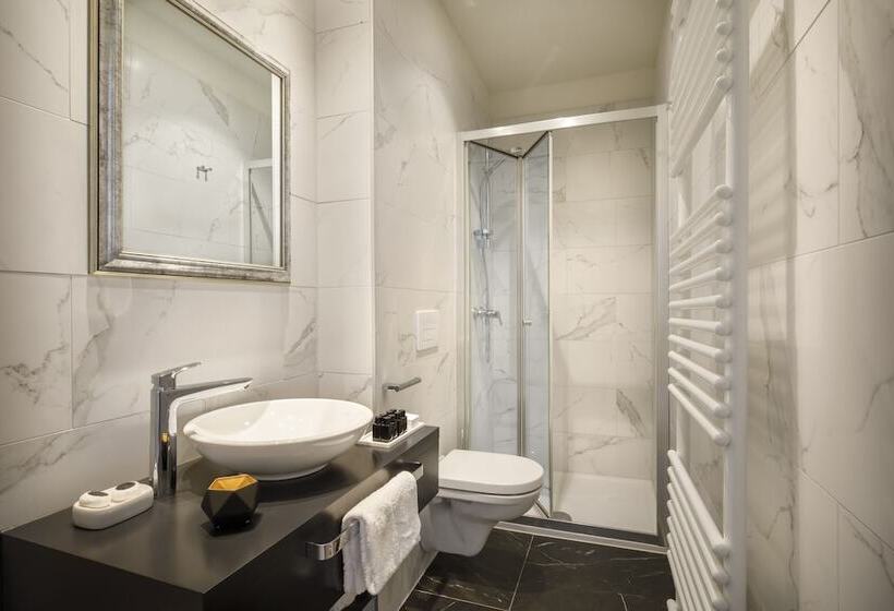 سوییت جونیور, Heritage Hotel Imperial Liburnia