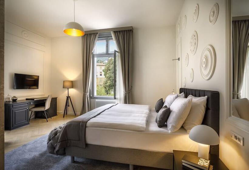 اتاق سوپریور, Heritage Hotel Imperial Liburnia