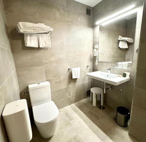 اتاق سوپریور با بالکن, Marina