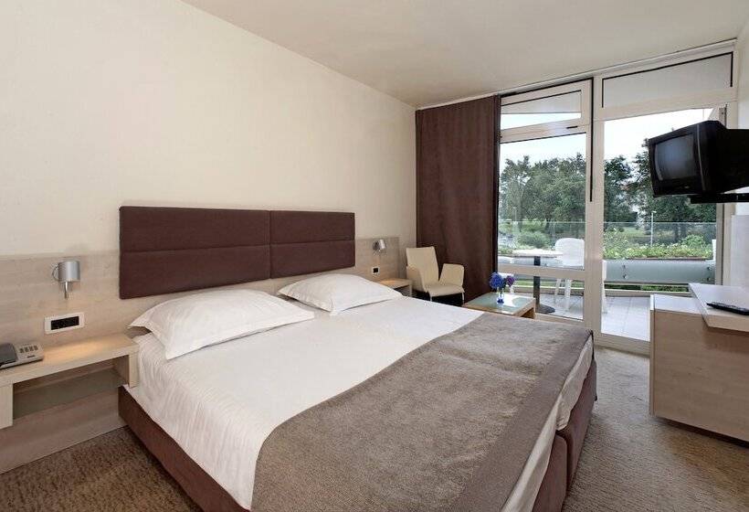 Индивидуальный Номер Классика, Mediteran Plava Laguna