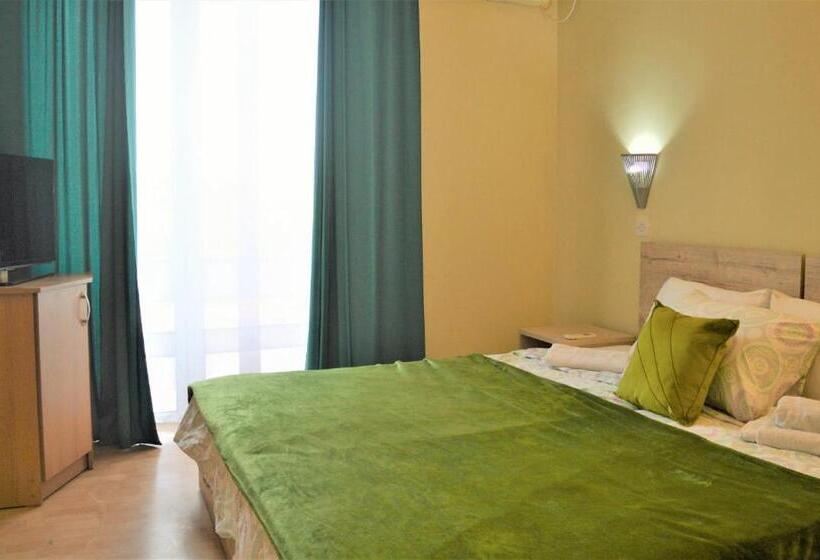 اتاق اکونومی, Park