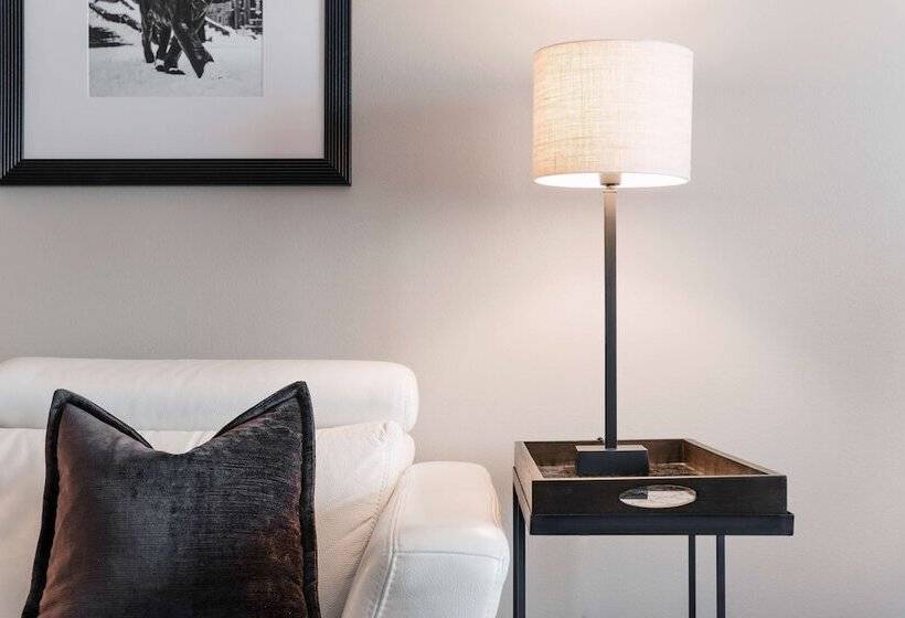 سوییت جونیور, Radisson Blu Plaza Hotel, Oslo