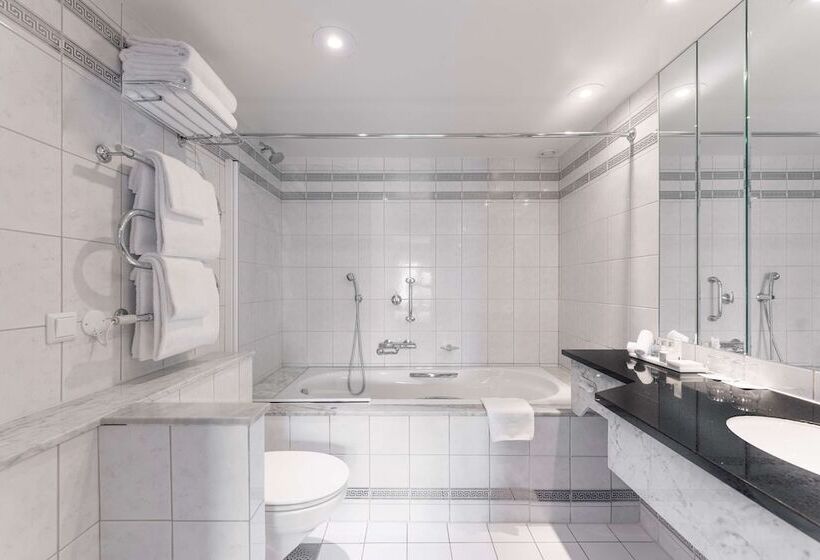 سوئیت با چشمانداز, Radisson Blu Plaza Hotel, Oslo