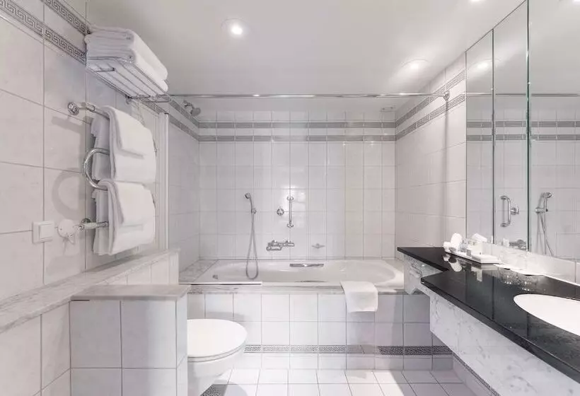 景色の見えるスイートルーム, Radisson Blu Plaza Hotel, Oslo