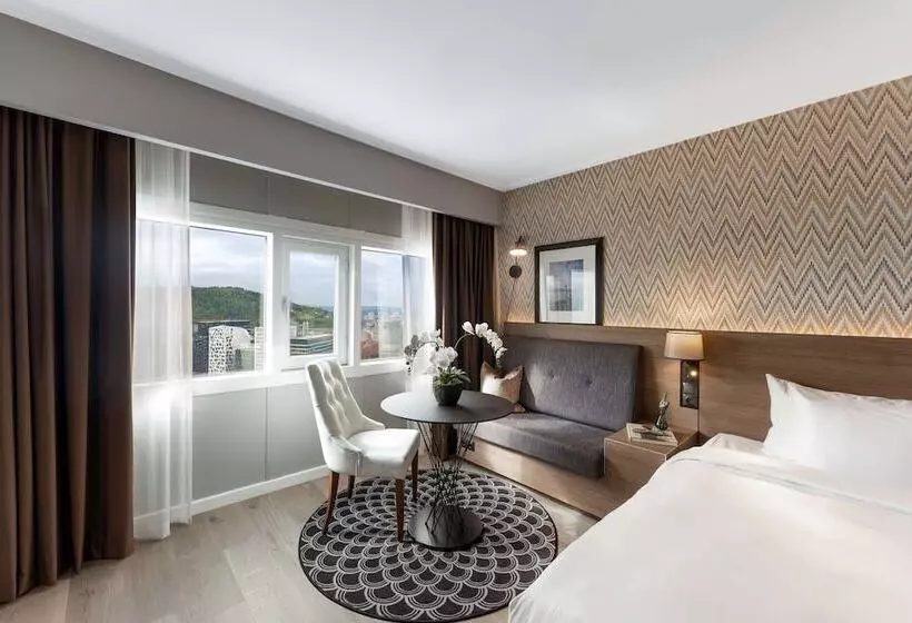 景色の見えるスイートルーム, Radisson Blu Plaza Hotel, Oslo