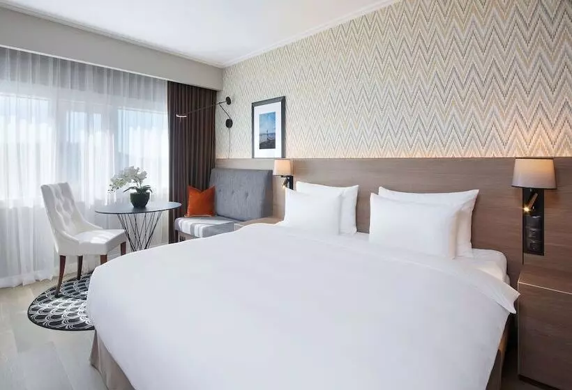 景色の見えるスイートルーム, Radisson Blu Plaza Hotel, Oslo
