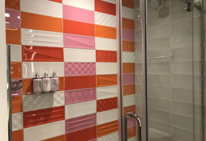 غرفه قياسيه سريرين مزدوجين, Rodeway Inn Near Melrose Ave