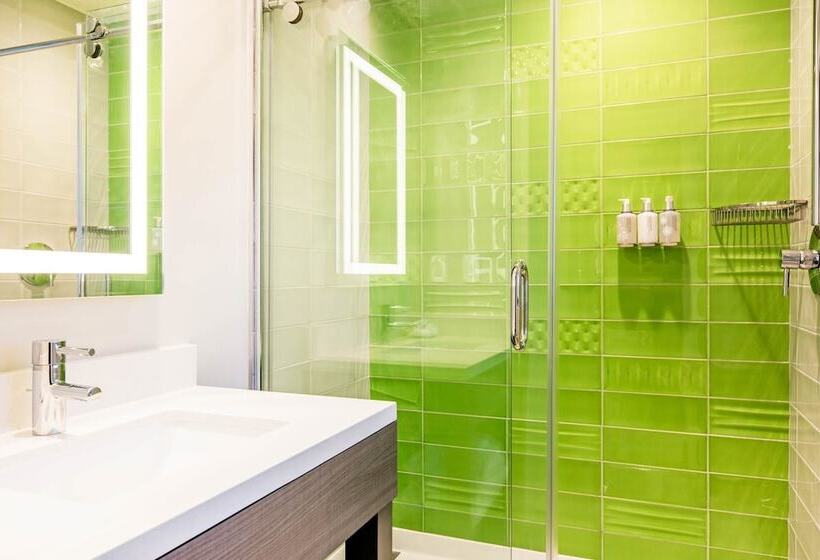 Номер Стандарт 2 Двуспальные Кровати, Rodeway Inn Near Melrose Ave