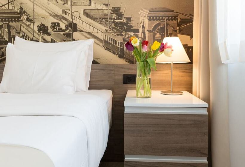 اتاق استاندارد با تخت بزرگ برای معلولان, Royal Inn