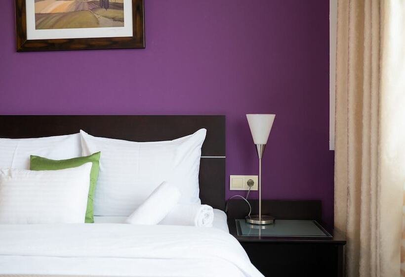 اتاق استاندارد, Sumadija