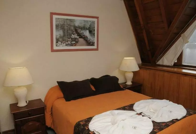 استودیوی استاندارد, Village Catedral Hotel & Spa