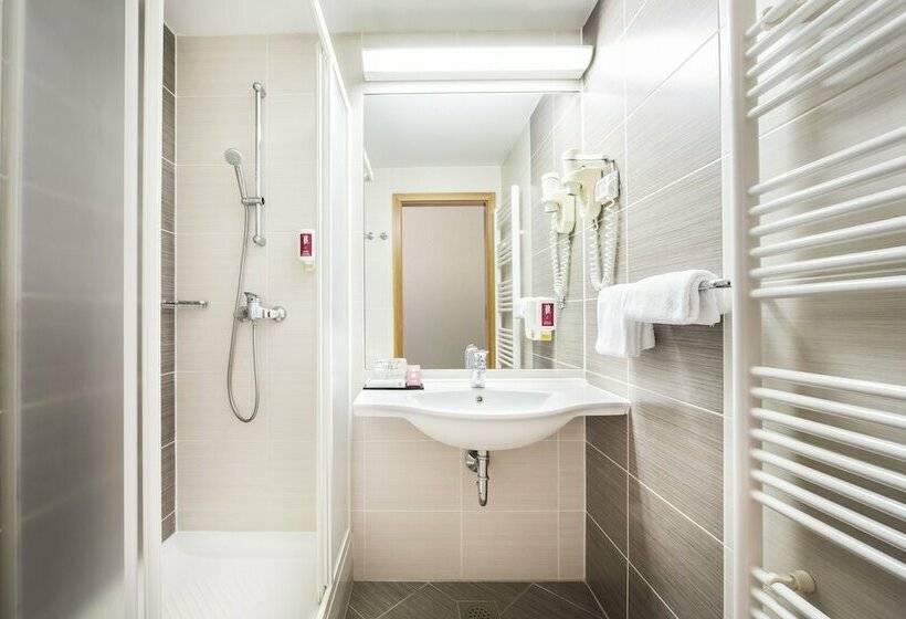 اتاق استاندارد یک نفره, Remisens Hotel Lucija