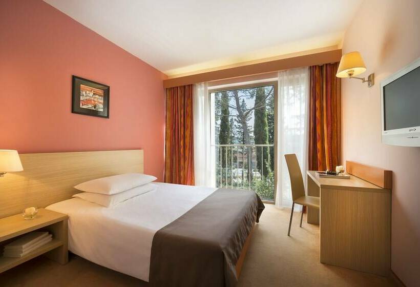 اتاق استاندارد یک نفره, Remisens Hotel Lucija