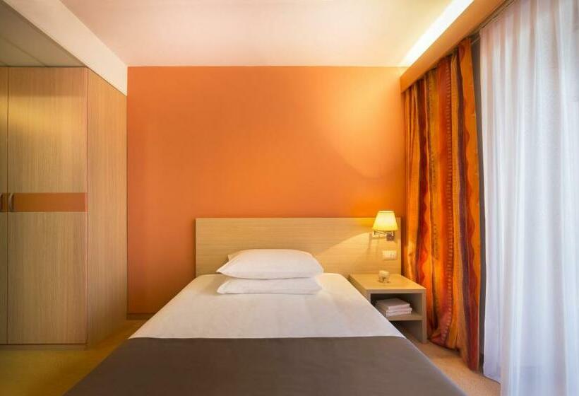 اتاق استاندارد یک تخته با بالکن, Remisens Hotel Lucija