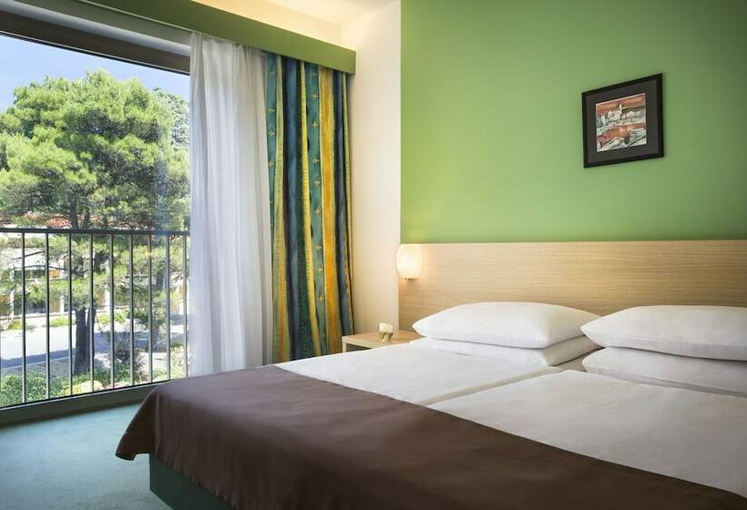 اتاق استاندارد با چشم‌انداز پارک, Remisens Hotel Lucija