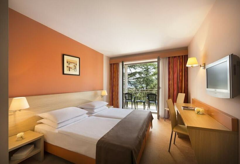 اتاق استاندارد با چشم‌انداز پارک, Remisens Hotel Lucija