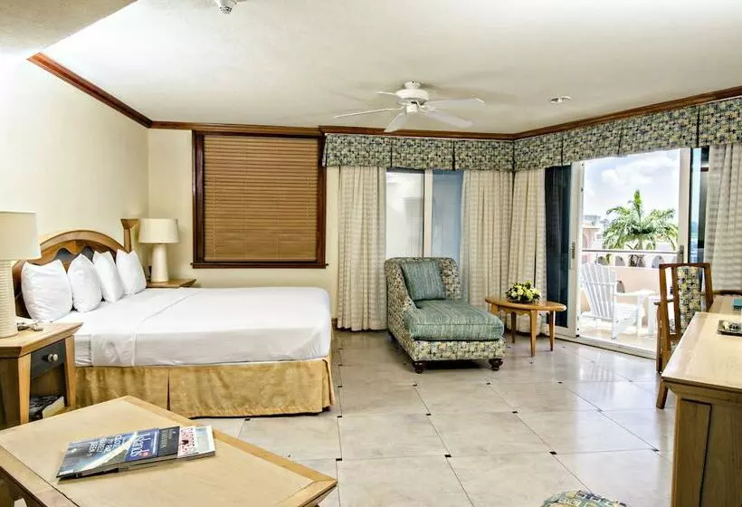 Deluxe Suite Sea View, Accra Beach Hotel & Spa
