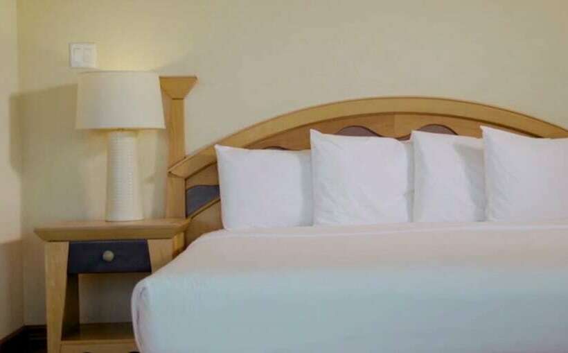 Deluxe Suite Sea View, Accra Beach Hotel & Spa