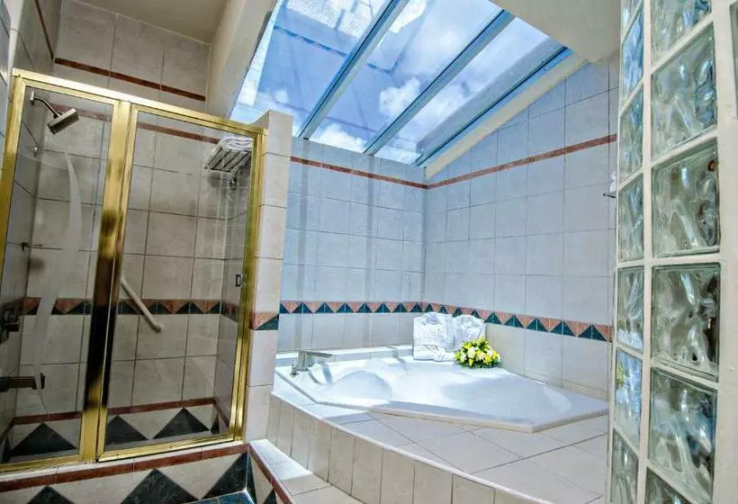 سوئیت پنت هاوس, Accra Beach Hotel & Spa