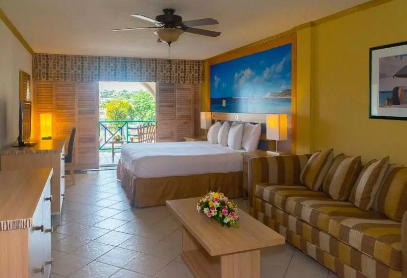 سوئیت جونیور با تخت بزرگ, Accra Beach Hotel & Spa