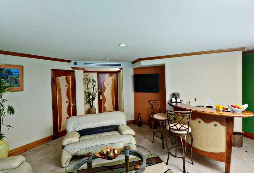 سوئیت دلوکس 2 خوابه, Accra Beach Hotel & Spa