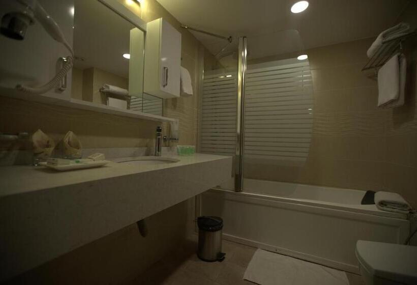 اتاق استاندارد یک نفره, فندق بغداد Baghdad International