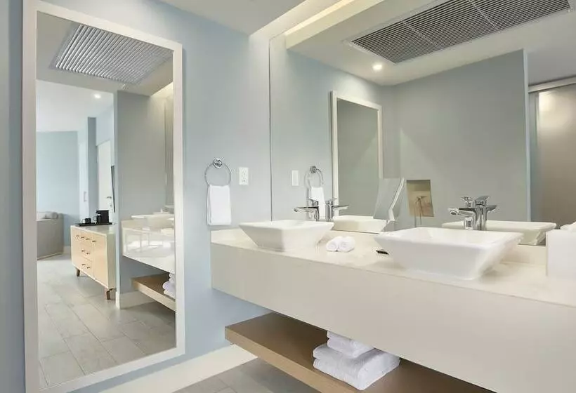 اتاق استاندارد با 2 تخت دوبل, Courtyard By Marriott Aruba Resort