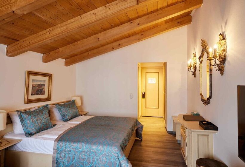 חדר סטנדרט, Atlas Post