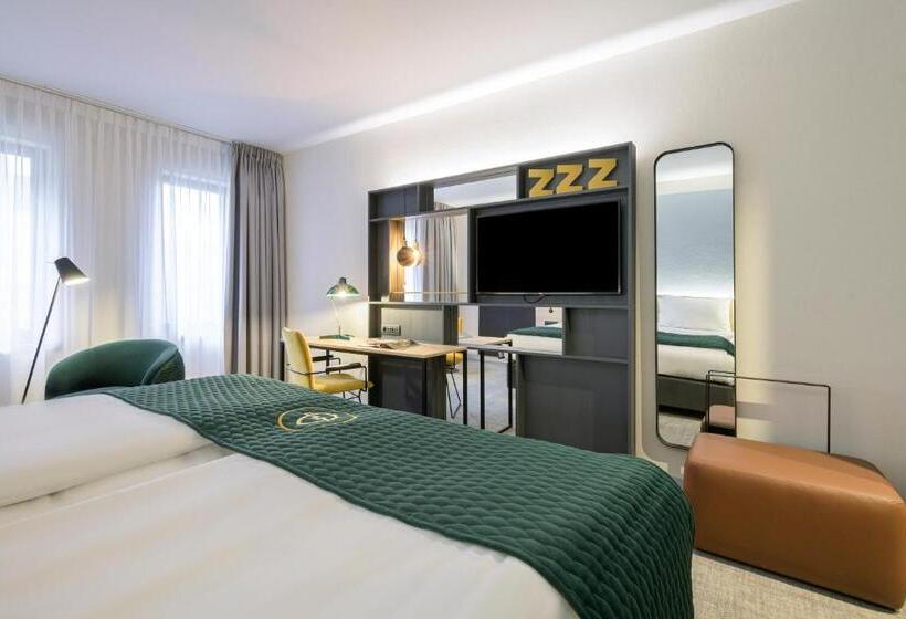 キングサイズベッドのスタンダードルーム, Holiday Inn Hasselt, An Ihg