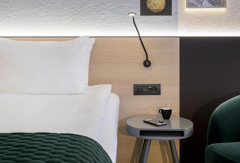 2ダブルベッドのスタンダードルーム, Holiday Inn Hasselt, An Ihg