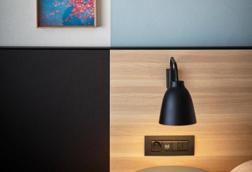 2ダブルベッドのスタンダードルーム, Holiday Inn Hasselt, An Ihg