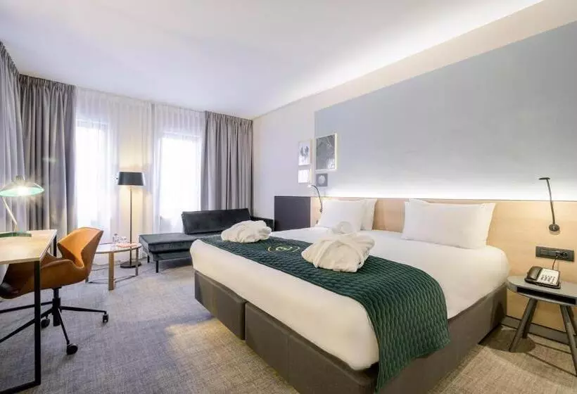 اتاق استاندارد با تخت بزرگ, Holiday Inn Hasselt, An Ihg
