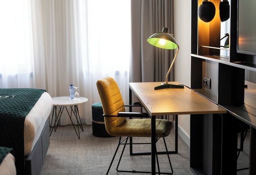 2ダブルベッドのスタンダードルーム, Holiday Inn Hasselt, An Ihg