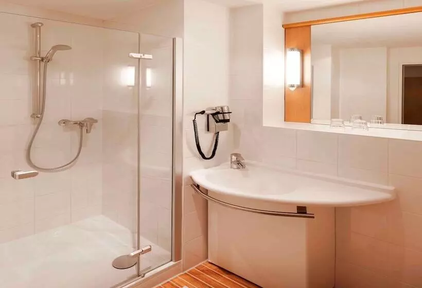 Standard-huone Parivuode, Ibis Hotel Nürnberg Altstadt