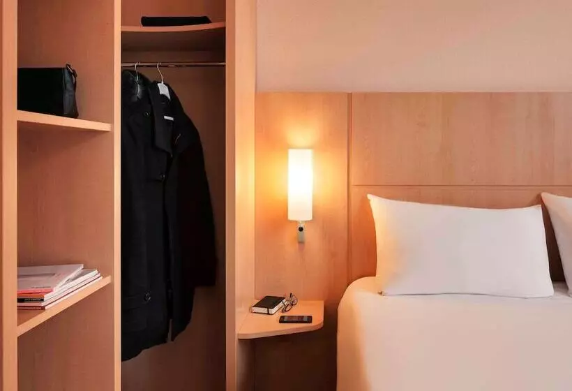 Standard-huone Parivuode, Ibis Hotel Nürnberg Altstadt