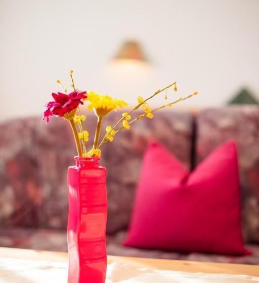 スタンダードルーム, Krone