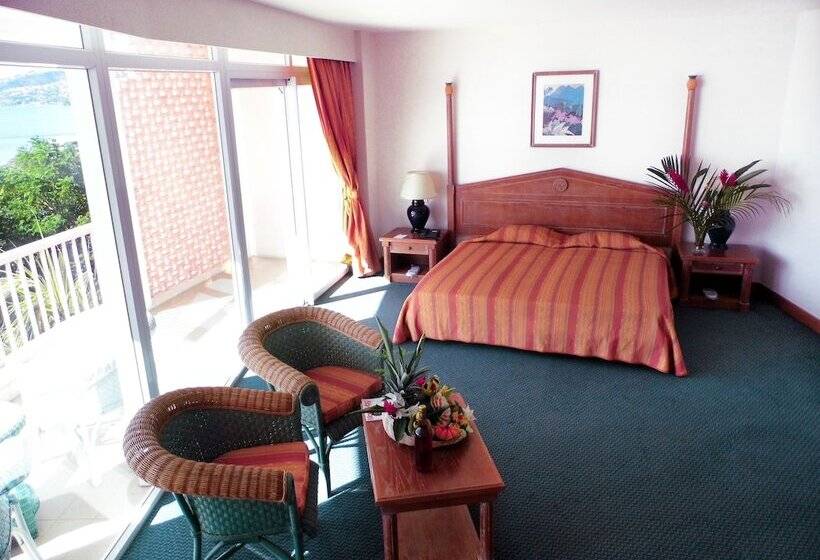 اتاق راحتی, La Bateliere