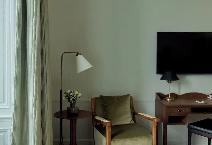 اتاق لوکس, Miiro Palais Rudolf